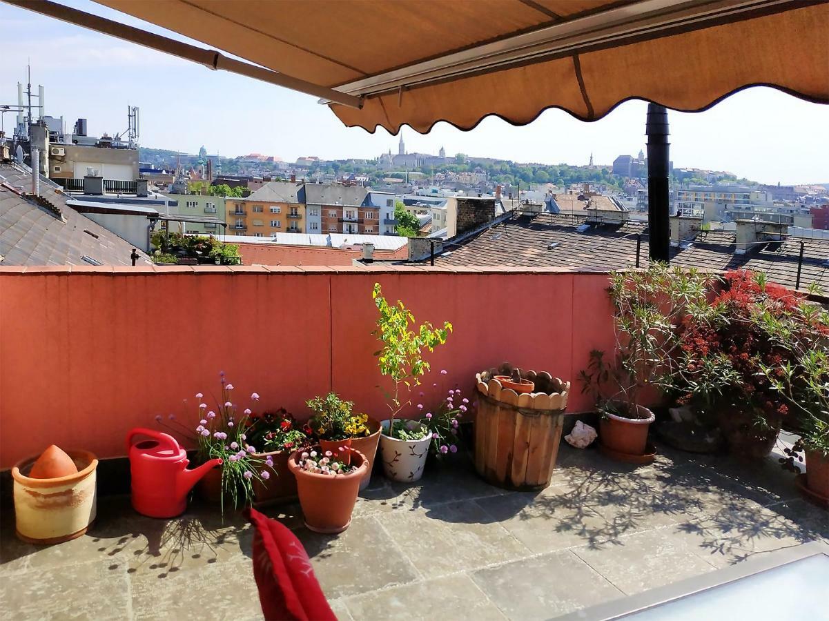 Margaret Apartment For 5 People With Panorama Terrace Budapest Exterior photo